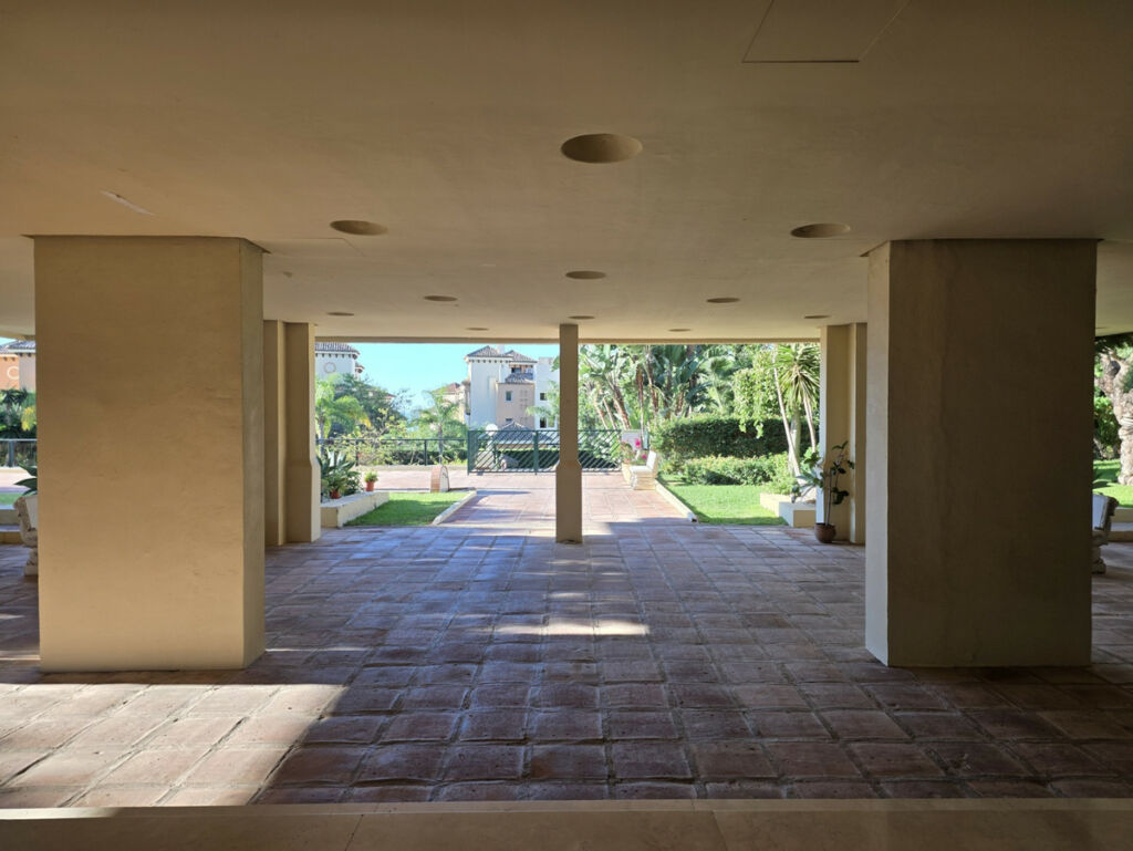 Middle Floor Studio Marbella Málaga - image 18