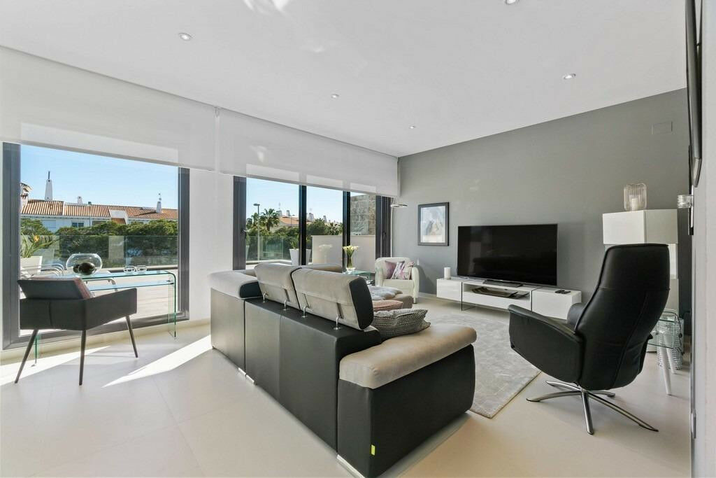 Detached Villa Campoamor Alicante - image 18