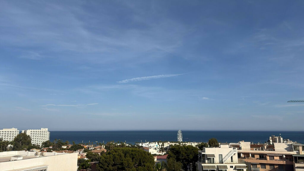 Penthouse Benalmadena Málaga - image 18