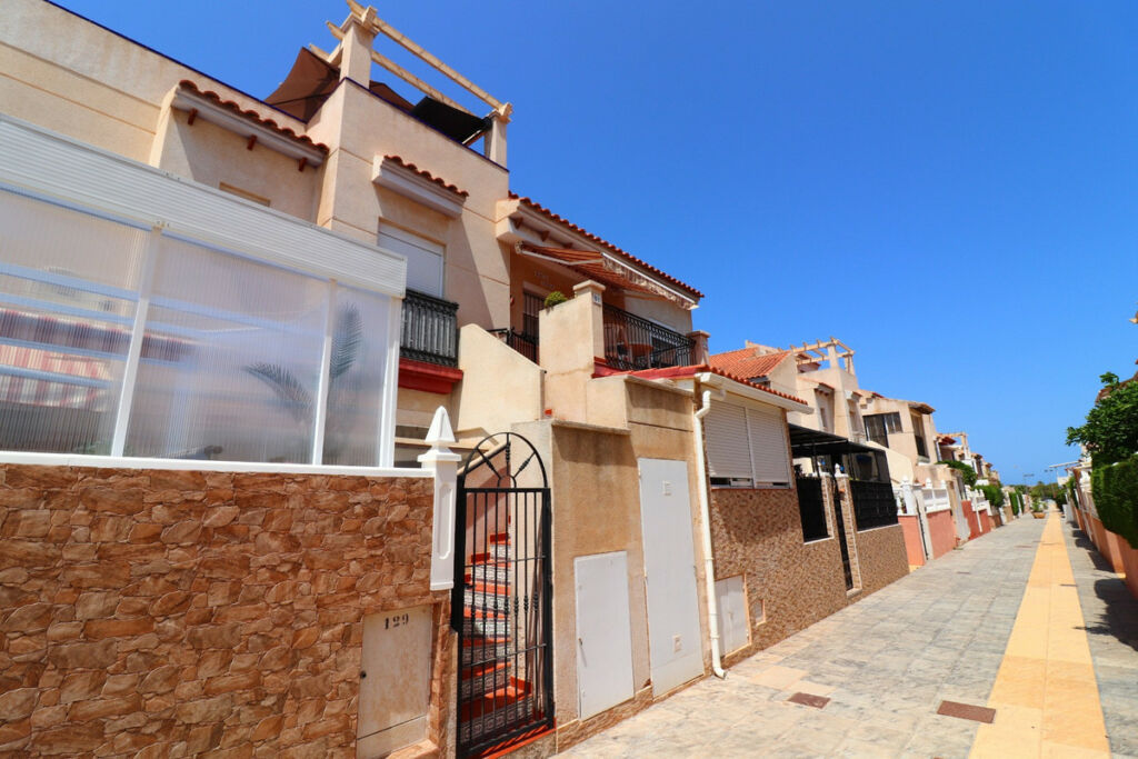 Top Floor Apartment Playa Flamenca Alicante - image 18