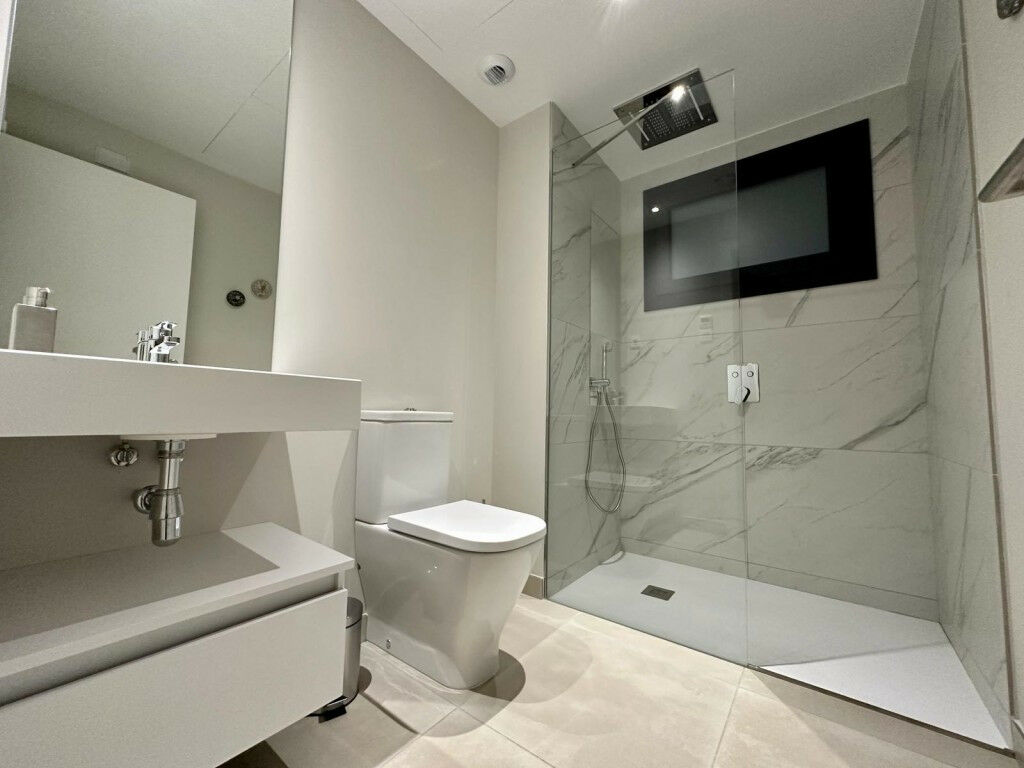Penthouse Benalmadena Málaga - image 18