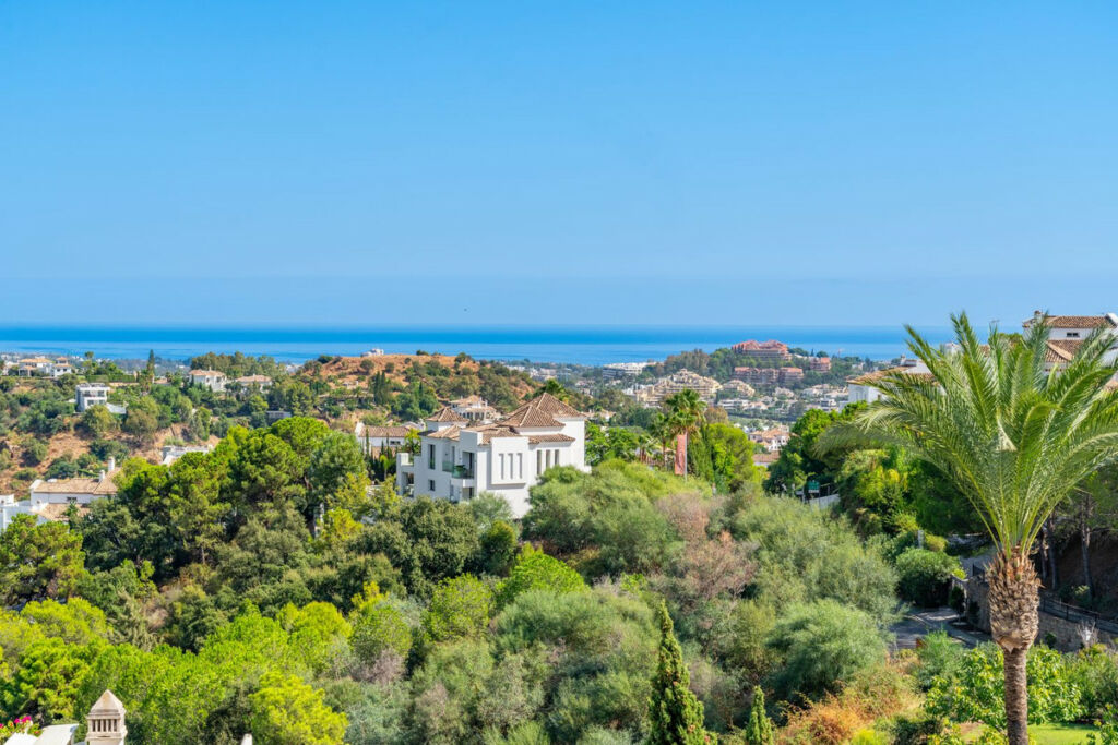 Penthouse La Quinta Málaga - image 18