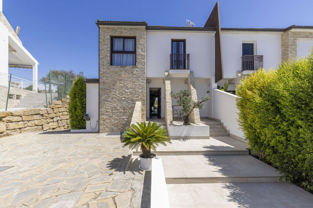 Semi-Detached House Estepona Málaga - image 17