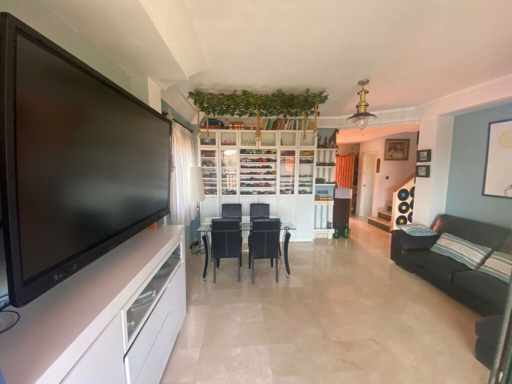 Penthouse Duplex Calahonda Málaga - image 18