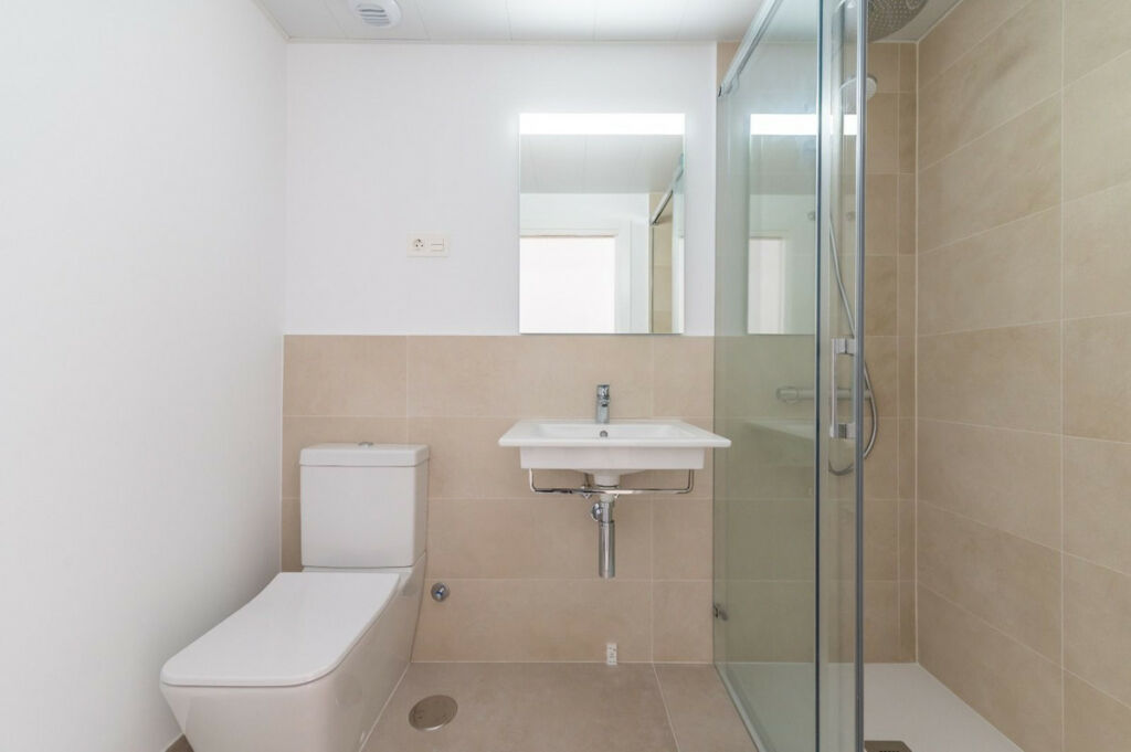 Penthouse Duplex Higueron Málaga - image 18