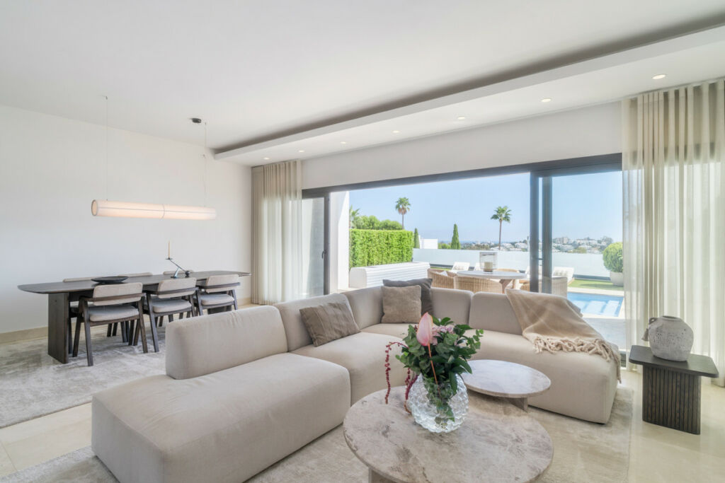 Detached Villa Benahavís Málaga - image 18