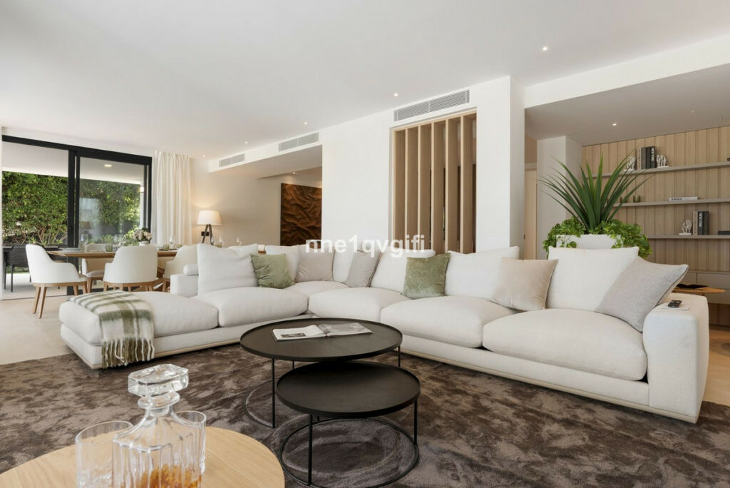 Detached Villa Guadalmina Alta Málaga - image 19