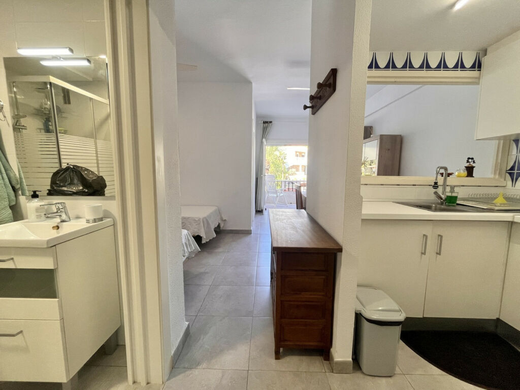 Middle Floor Apartment La Zenia Alicante - image 18