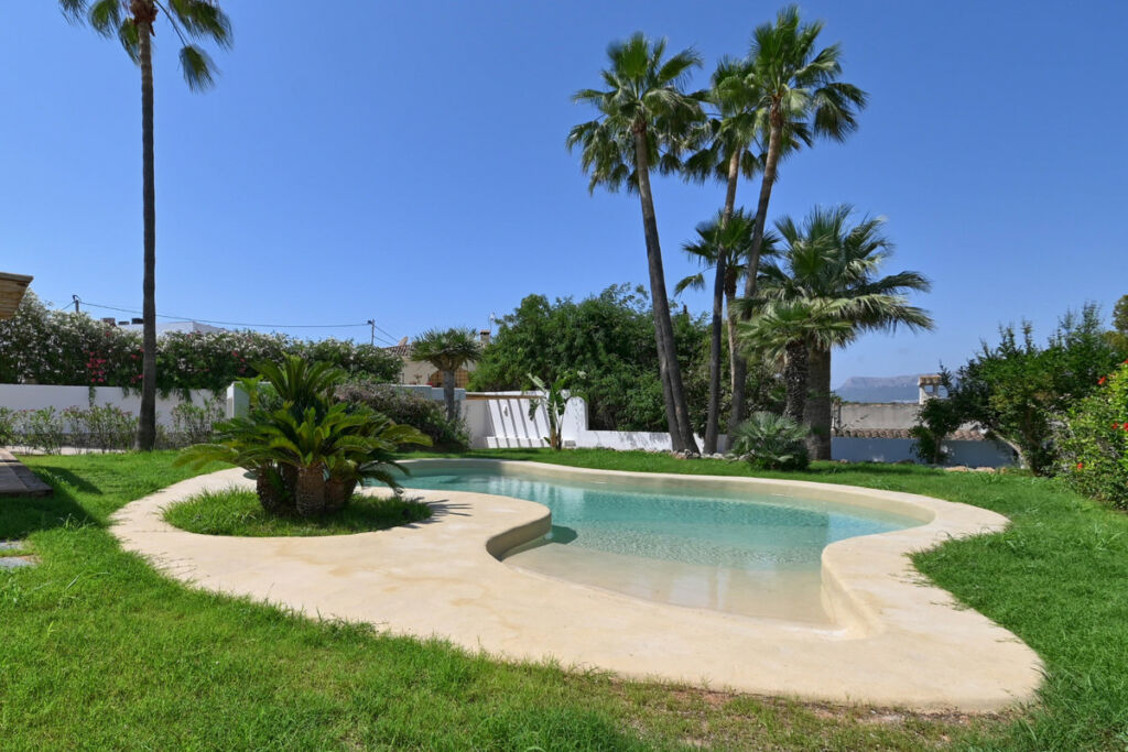 Detached Villa Benissa Alicante - image 18