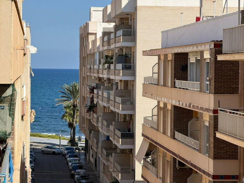 Middle Floor Apartment Playa Del Cura Alicante - image 18
