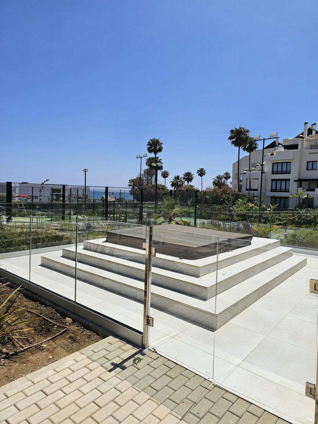 Middle Floor Apartment Estepona Málaga - image 18