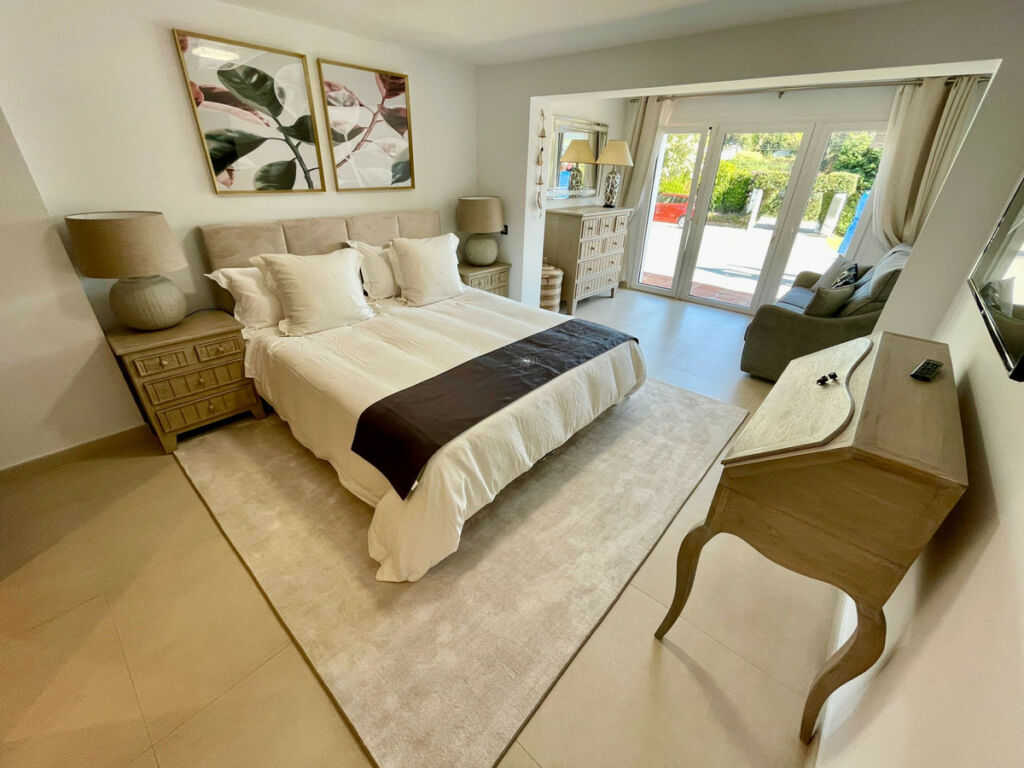 Detached Villa San Pedro de Alcántara Málaga - image 17