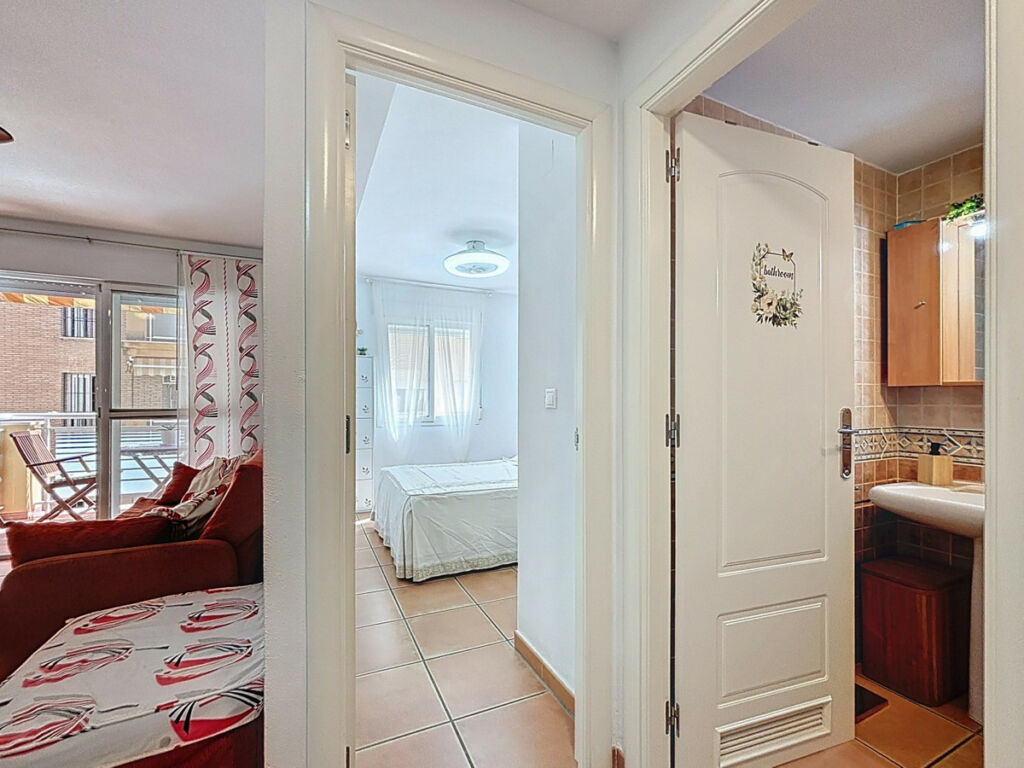 Middle Floor Apartment Torrox Málaga - image 18