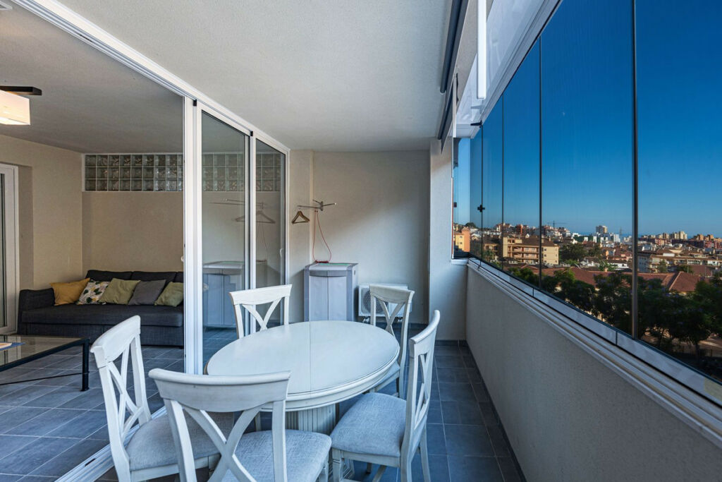 Middle Floor Apartment Los Pacos Málaga - image 18