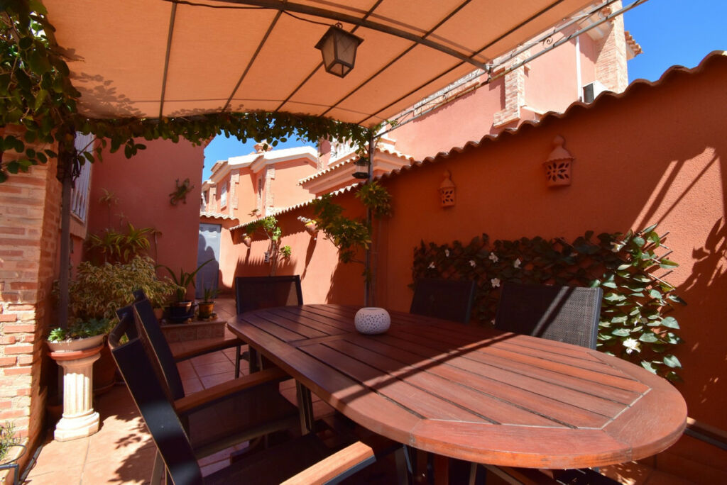 Detached Villa Playa Flamenca Alicante - image 18