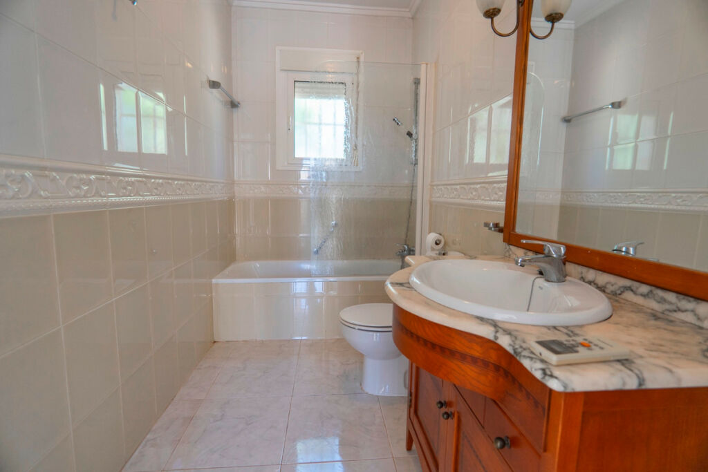 Detached Villa Rojales Alicante - image 18