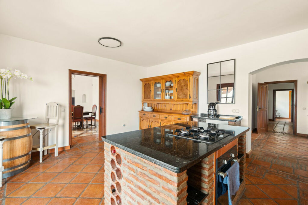 Detached Villa La Duquesa Málaga - image 19