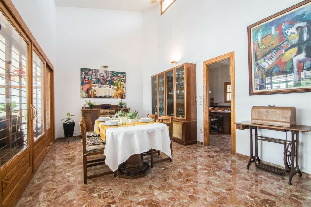 Detached Villa Elche Alicante - image 19