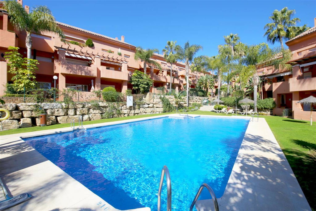 Ground Floor Apartment Estepona Málaga - image 19
