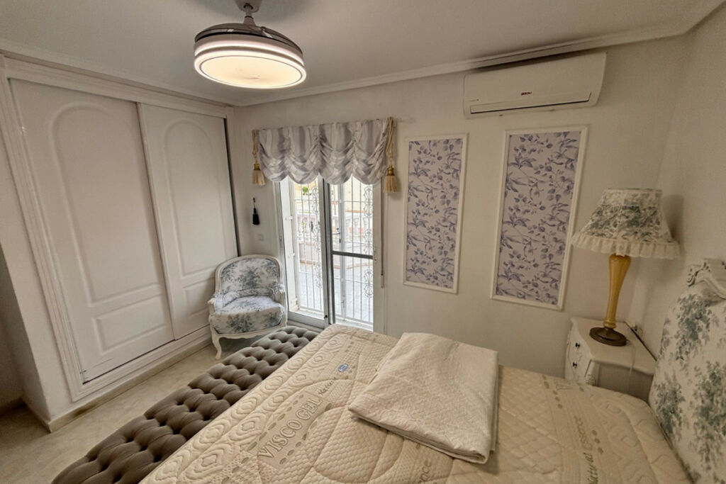 Townhouse Benijofar Alicante - image 19