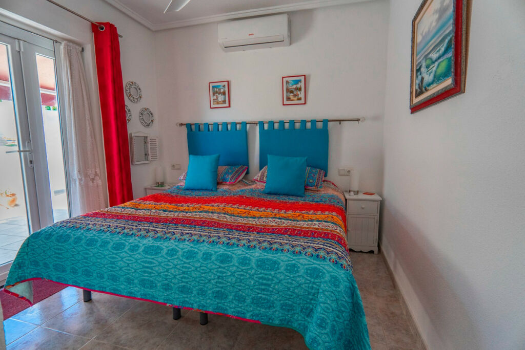 Detached Villa Ciudad Quesada Alicante - image 19