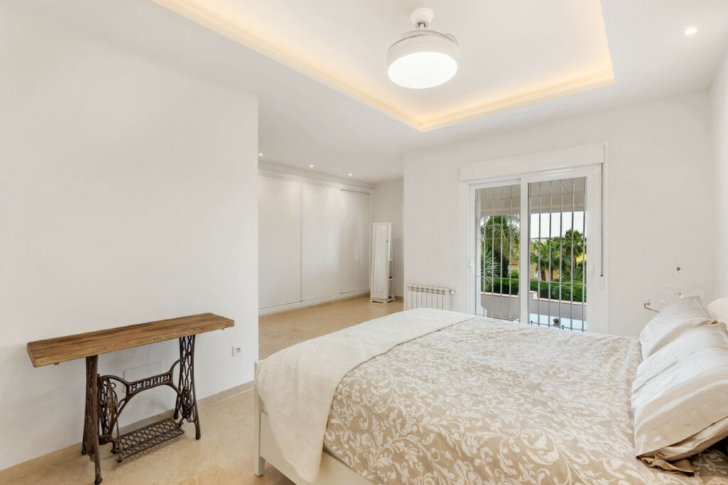 Detached Villa Mijas Golf Málaga - image 16