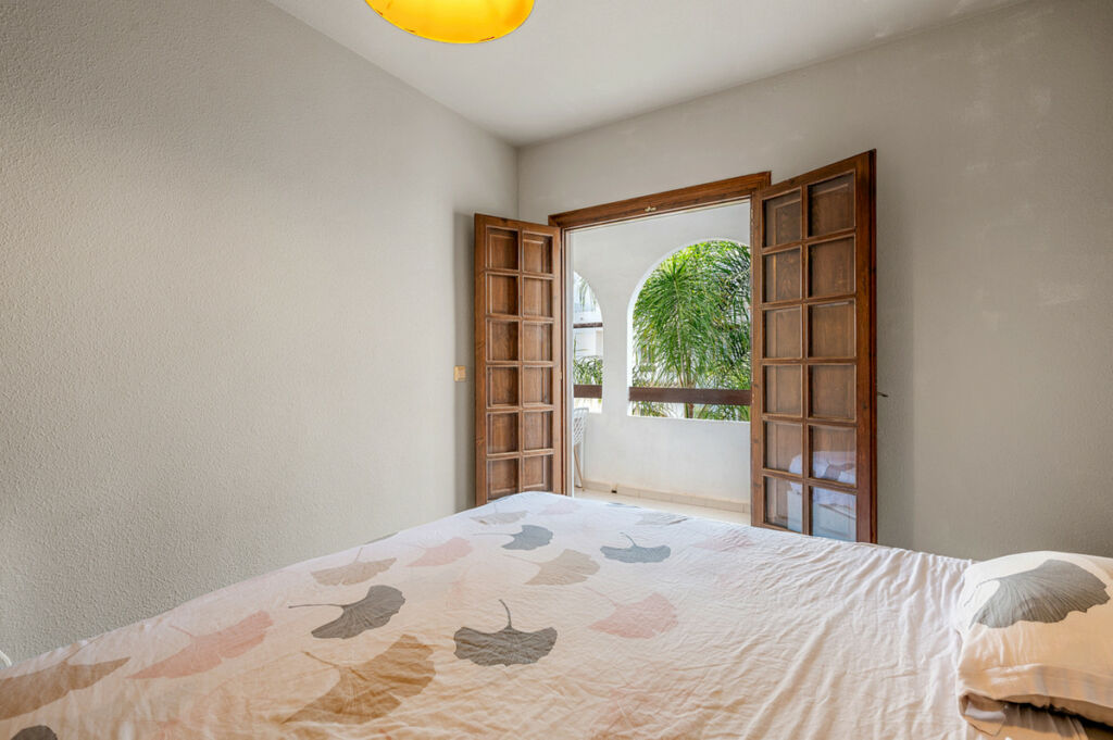 Middle Floor Apartment Torrevieja Alicante - image 19
