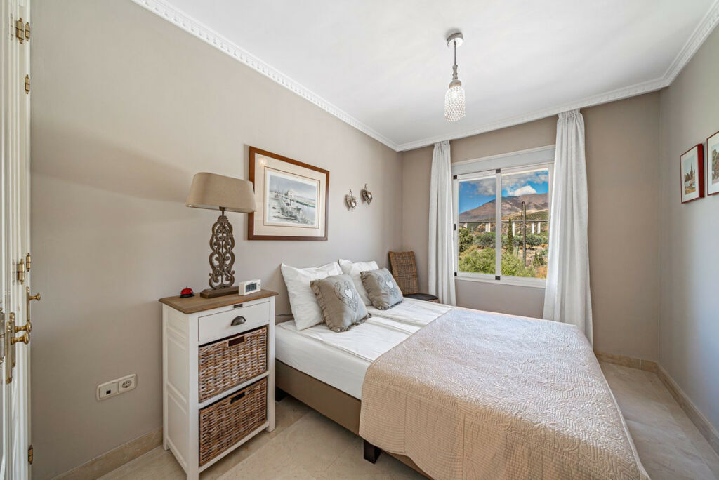 Semi-Detached House Estepona Málaga - image 19