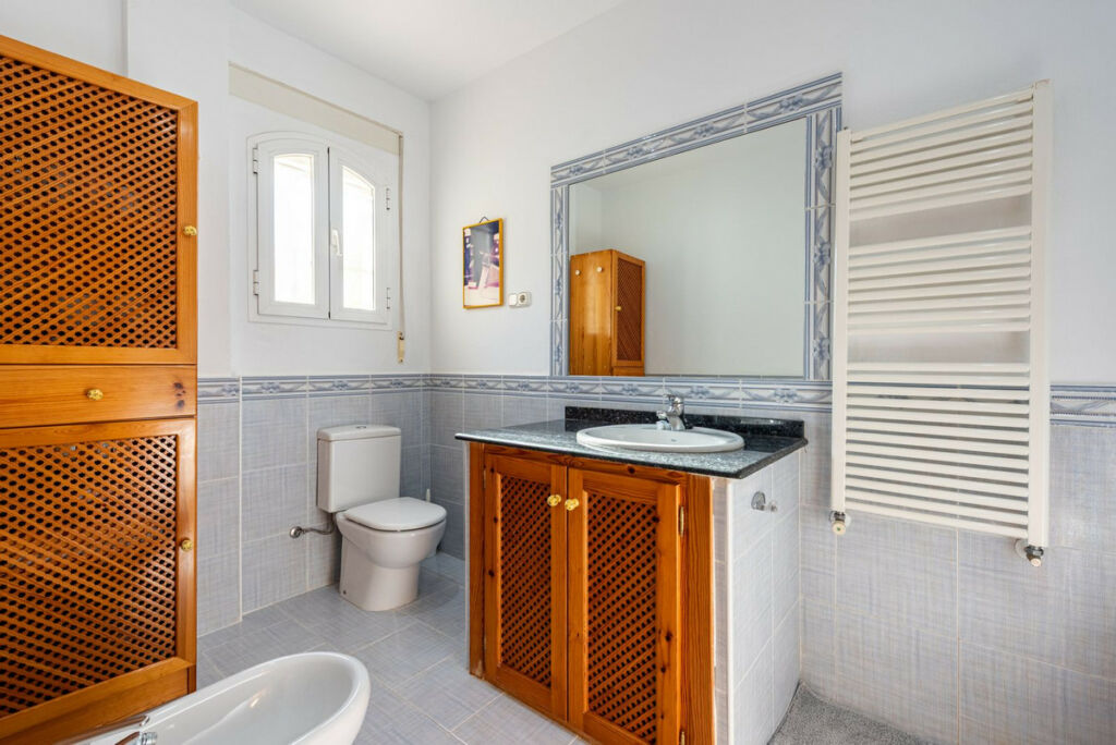 Detached Villa Alhaurín de la Torre Málaga - image 19