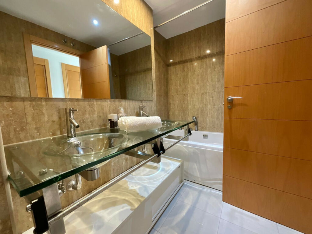 Penthouse Estepona Málaga - image 19