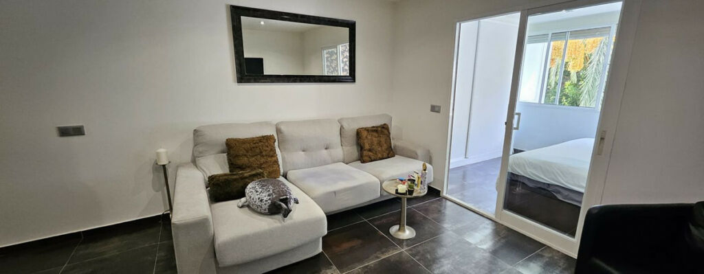 Middle Floor Apartment Estepona Málaga - image 19