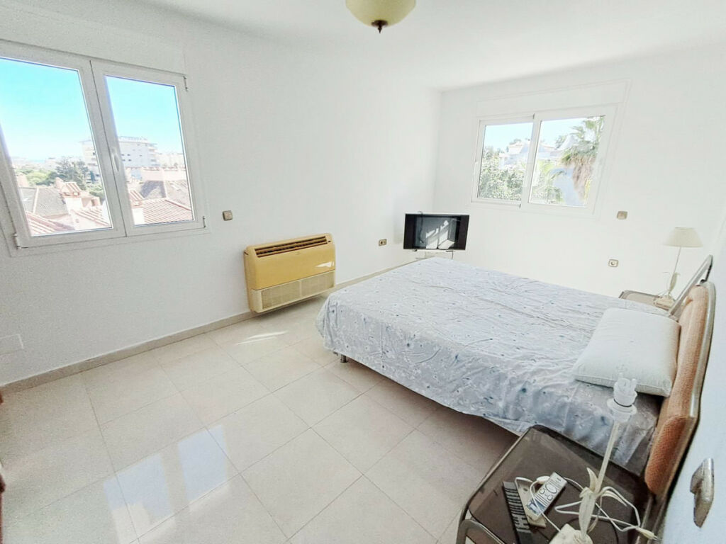Semi-Detached House Benalmadena Málaga - image 19