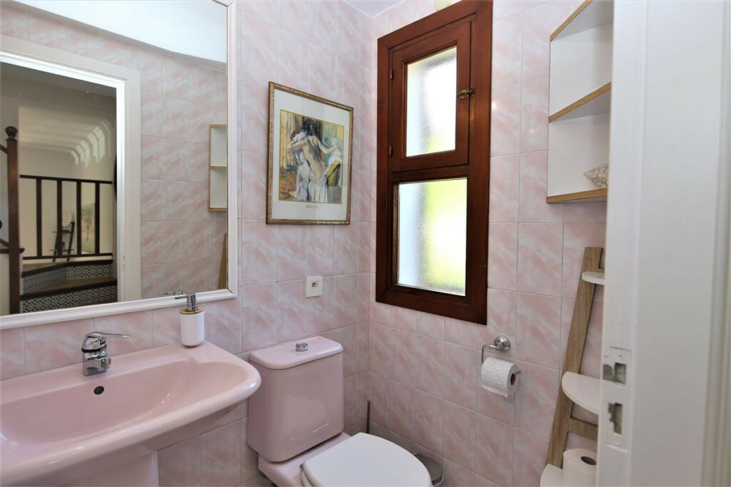 Semi-Detached House Estepona Málaga - image 19