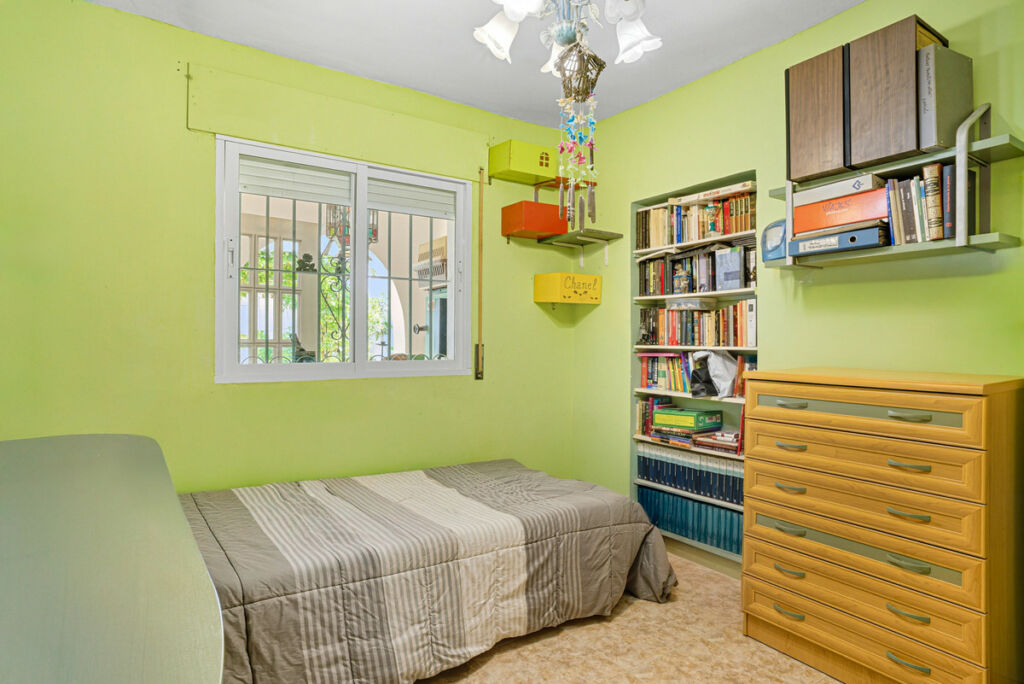 Detached Villa Marbella Málaga - image 21