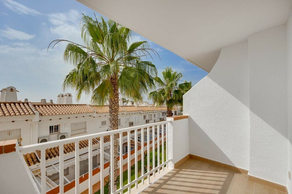 Middle Floor Apartment Campoamor Alicante - image 19