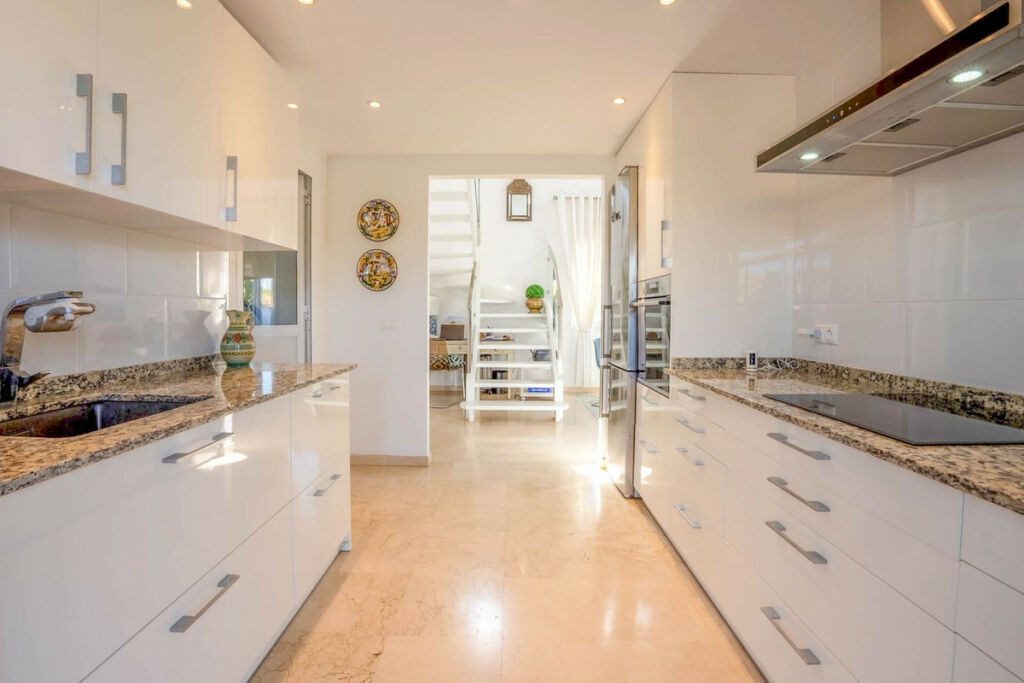 Penthouse Duplex Marbesa Málaga - image 19