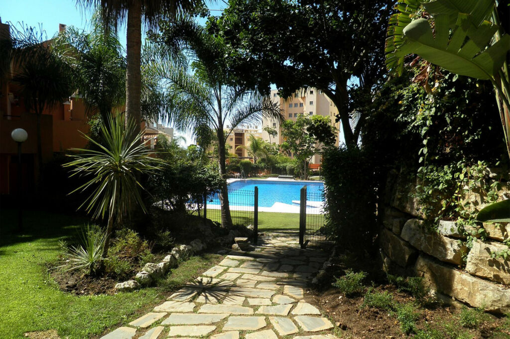 Ground Floor Apartment Estepona Málaga - image 19