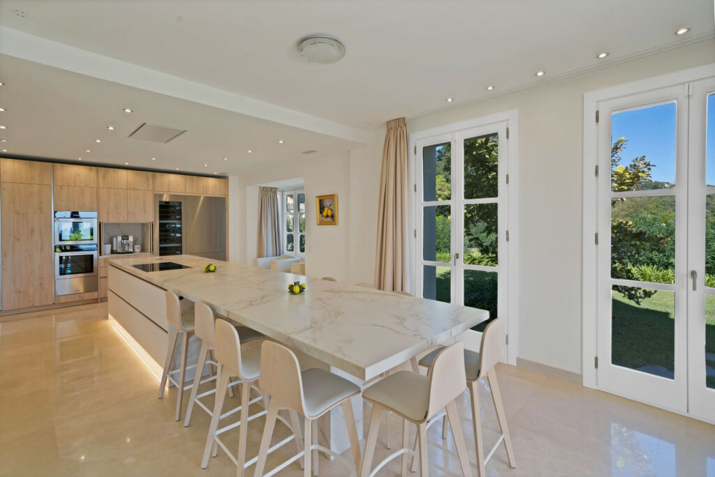 Detached Villa La Zagaleta Málaga - image 19