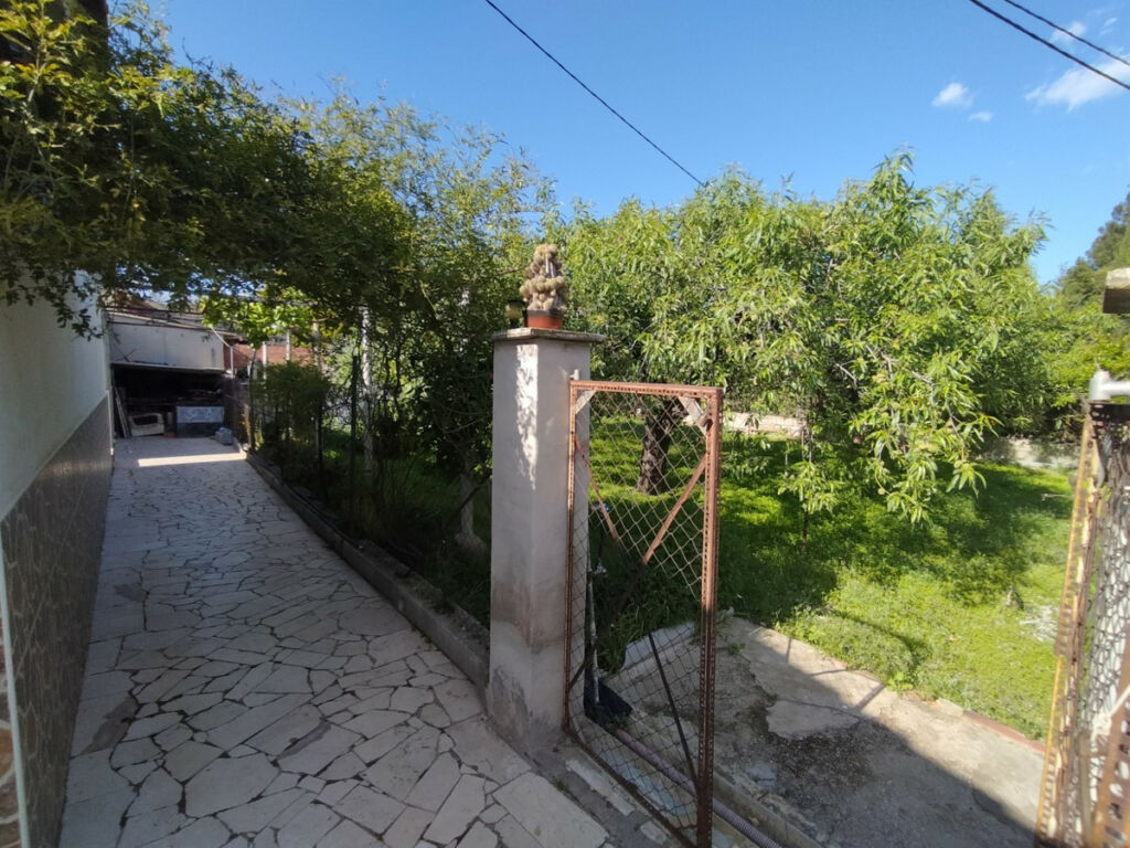 Detached Villa Elda Alicante - image 19