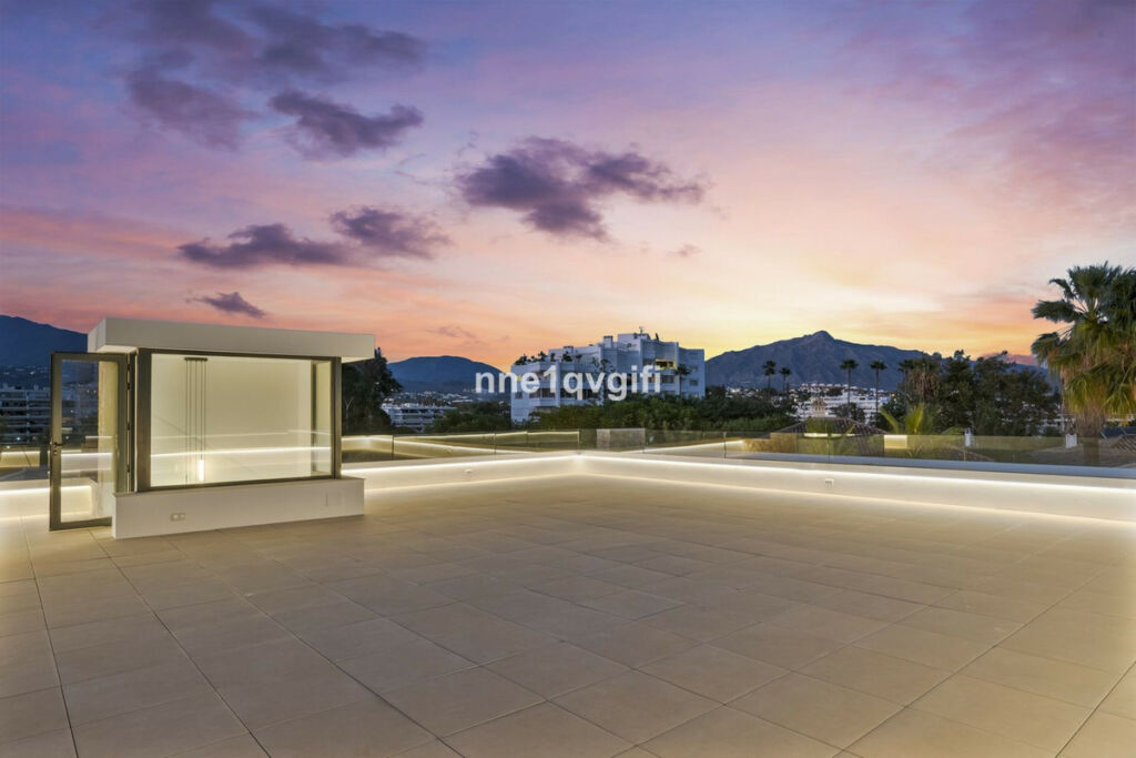 Detached Villa Guadalmina Alta Málaga - image 20