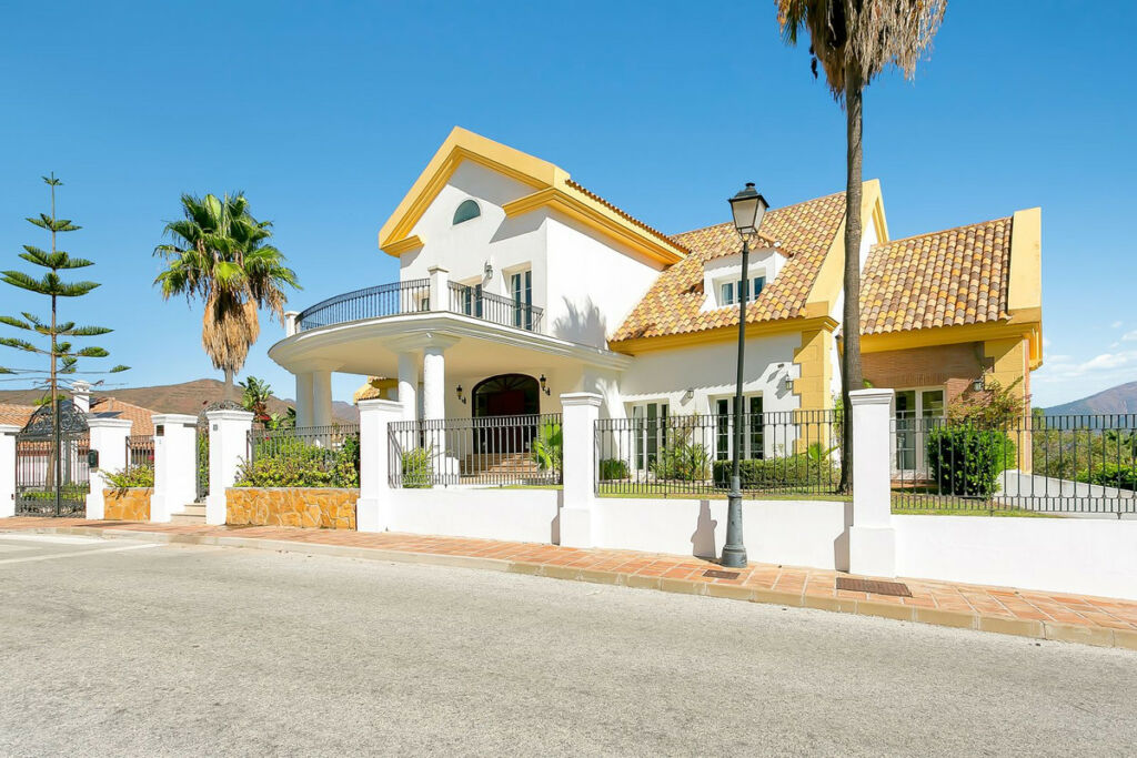 Detached Villa La Cala Golf Málaga - image 19