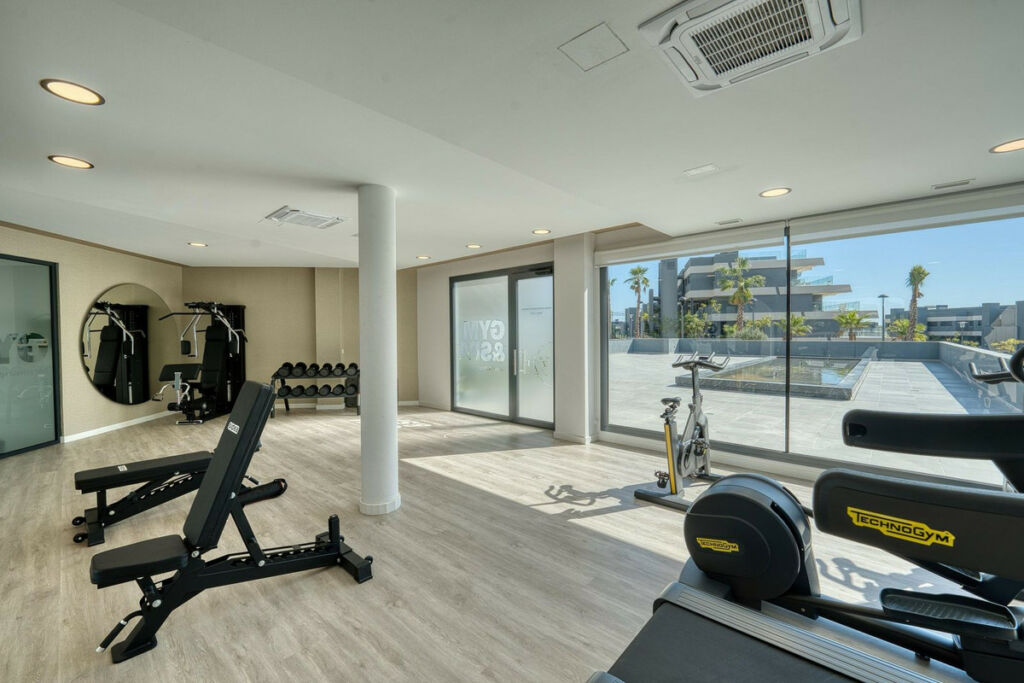 Penthouse Duplex Selwo Málaga - image 19