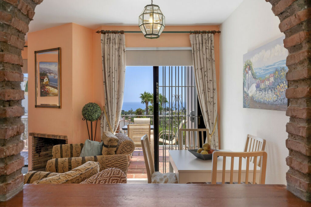 Semi-Detached House Calahonda Málaga - image 19