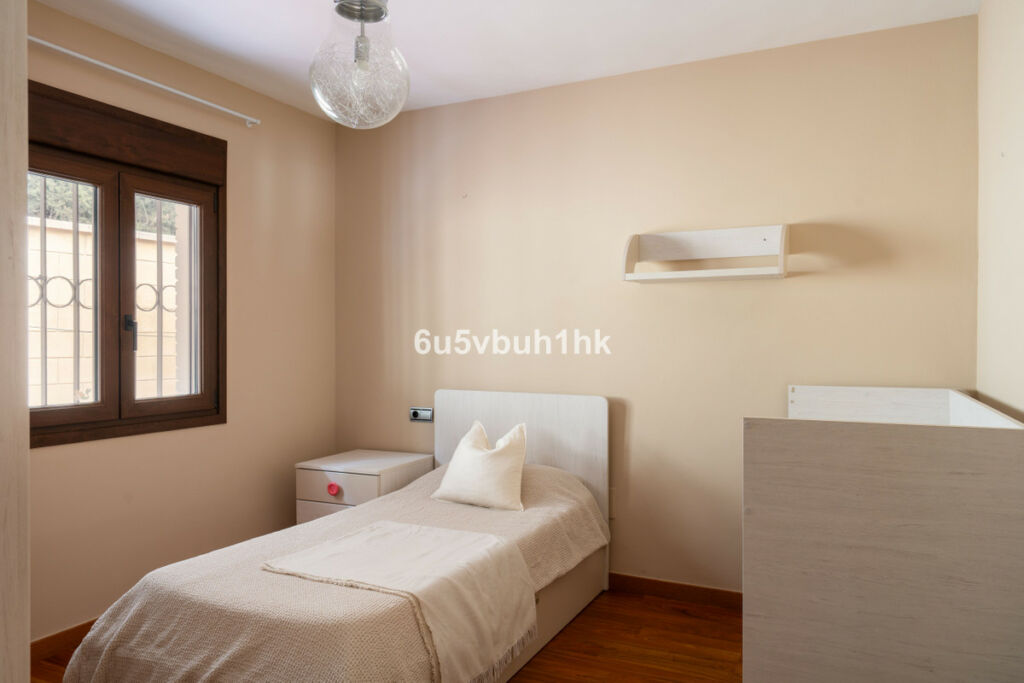 Detached Villa Benalmadena Málaga - image 19