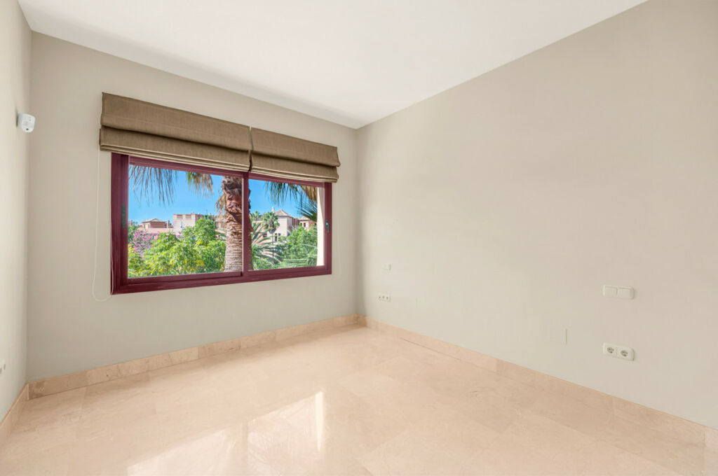 Middle Floor Apartment San Pedro de Alcántara Málaga - image 19