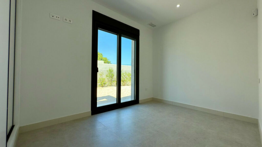 Detached Villa Muchamiel Alicante - image 19