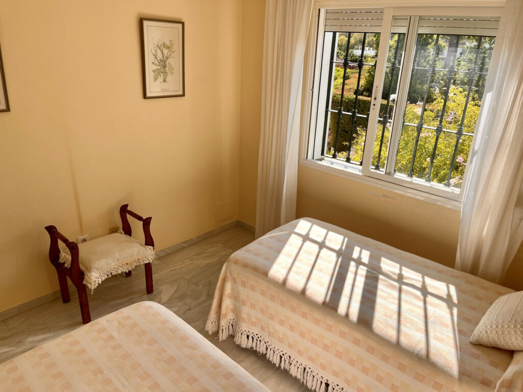 Townhouse Estepona Málaga - image 19