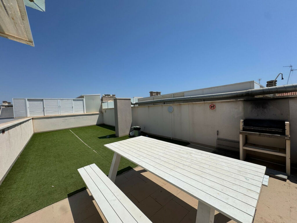 Middle Floor Apartment Torrevieja Alicante - image 19