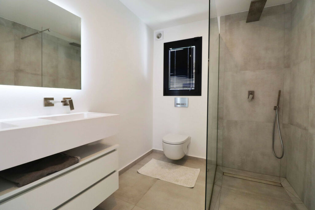 Detached Villa El Chaparral Málaga - image 19