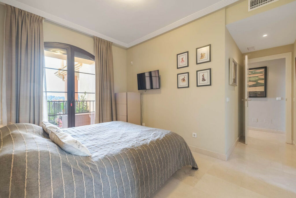 Ground Floor Apartment Los Arqueros Málaga - image 19